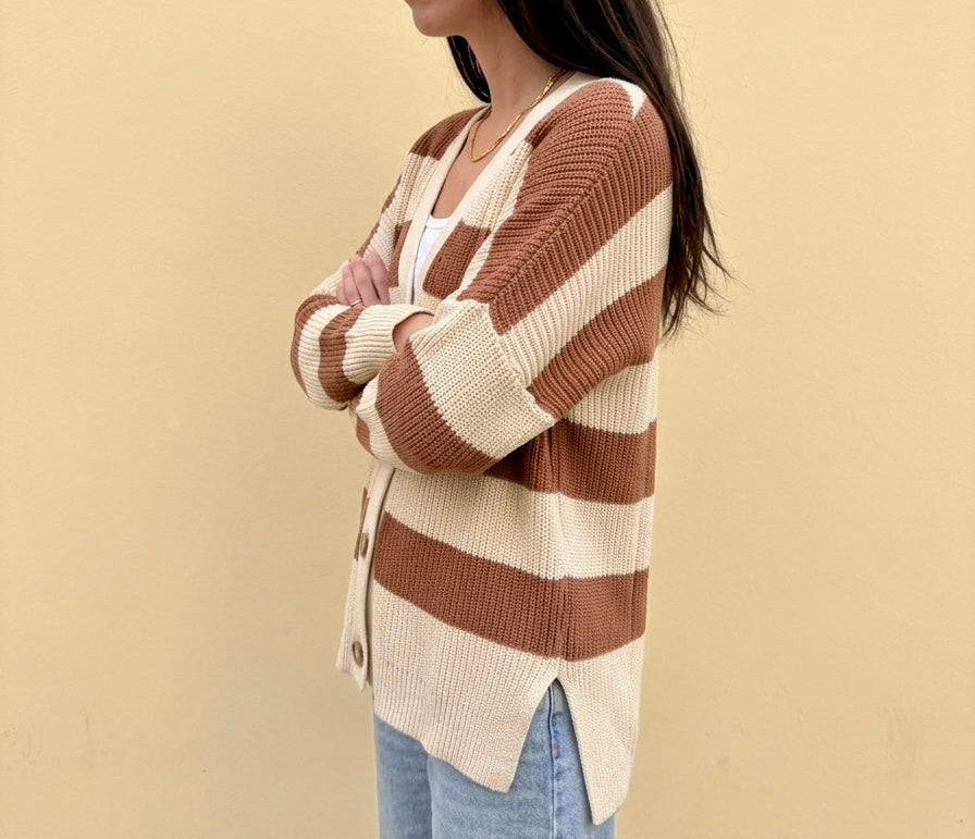 Cardigan oversize a righe